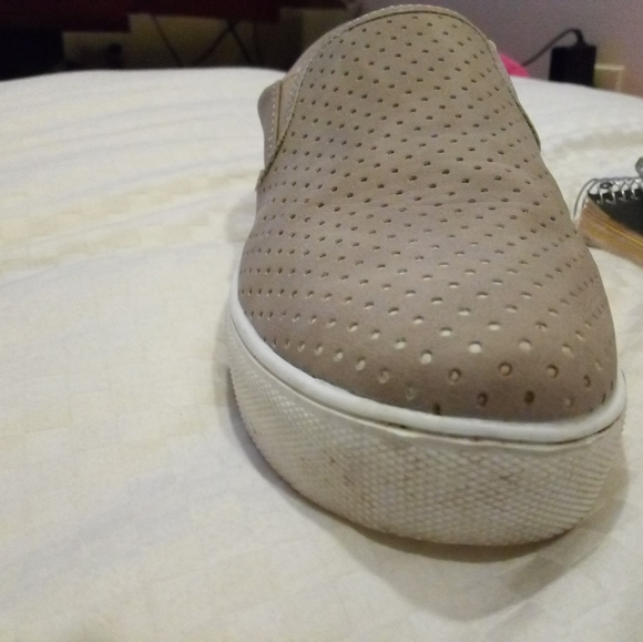582) women's slip on shoes. Seven7. - Picture 12 of 12